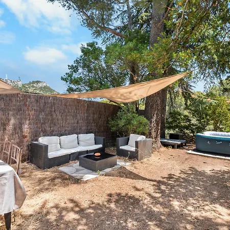 Дом отдыха Joli Dans Les Collines Тулон