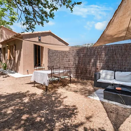 Joli Dans Les Collines * Тулон